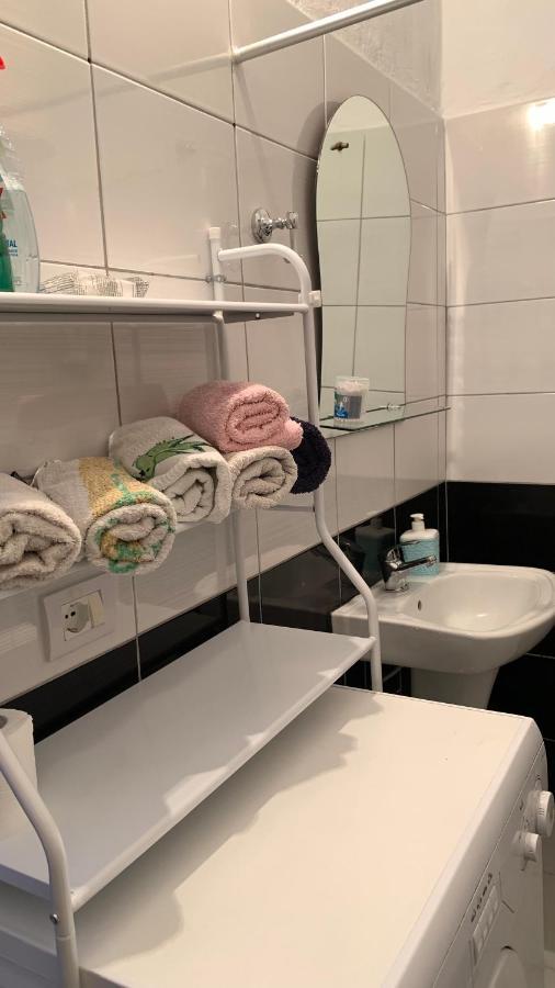 Priam Garden Apartment Durres